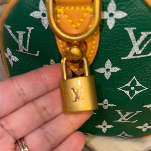 💚💚🍀Louis Vuitton P9 Speedy - Picture 12 of 12